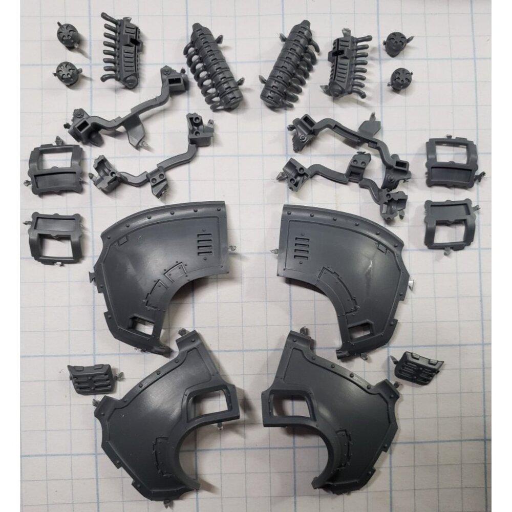 30K Space Marine Bits Saturnine Dreadnought Shield Generator Pauldrons B36